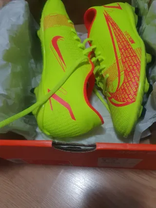 Zapatos de fútbol Nike Mercurial