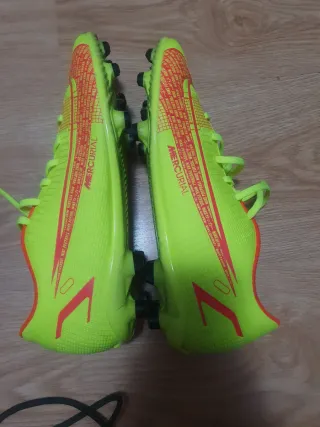 Zapatos de fútbol Nike Mercurial