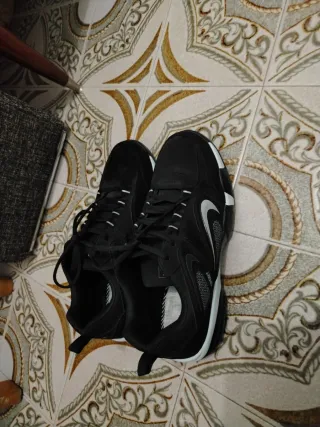 Zapatos deportivos negros