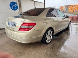 Mercedes-Benz Clase C 2011