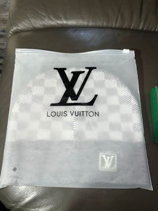 Berretto Louis Vuitton Grigio