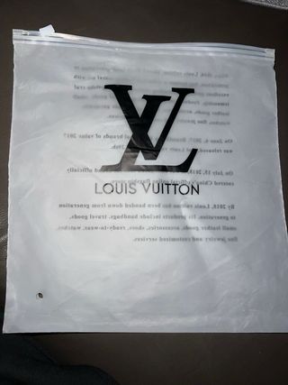 Berretto Louis Vuitton Grigio