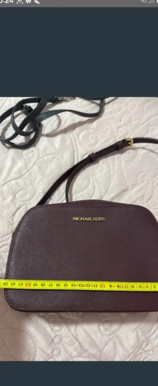 Bolso Michael Kors Jet Set Burdeos