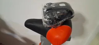 Bicicleta Estática Roja y Negra