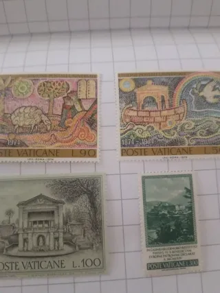 Lotti 4 Francobolli Poste Vaticane Anni '70