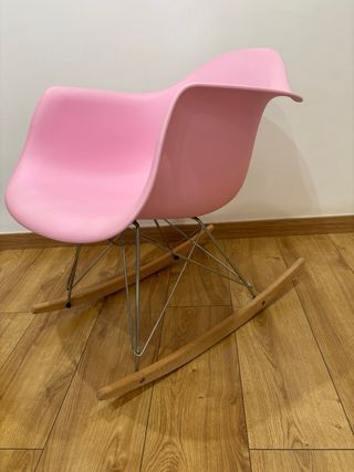 Silla mecedora infantil rosa