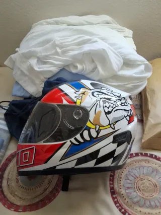 Casco Moto Shiro Bulldog Nuevo con funda incluida.