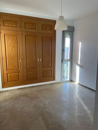 Piso en alquiler en Bellavista en Sevilla