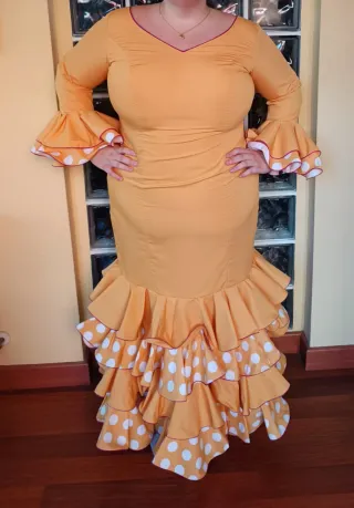 Traje Flamenca Hecho a Medida