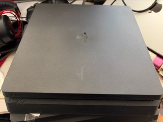 PS4 Slim 11.0 500Gb - lista para jugar a todo