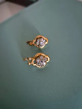 Pendientes antiguos con diamantes naturales