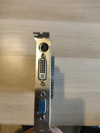 Scheda video Point of View GeForce 8600GT 1024MB