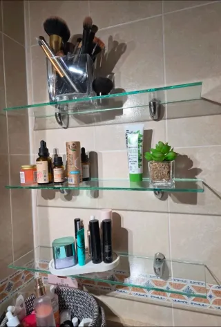 3 mensole in vetro con supporti metallici