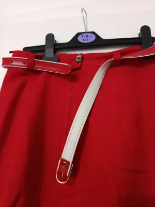 Gonna rossa con cintura