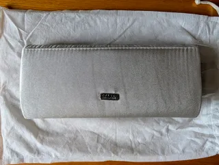 Pochette argento con catena