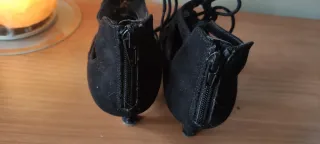 Zapatos de vestir negros con cordones