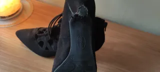 Zapatos de vestir negros con cordones