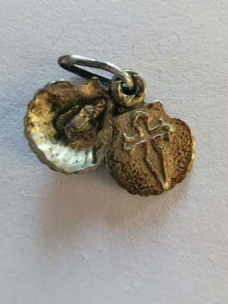 Medallitas religiosas de plata