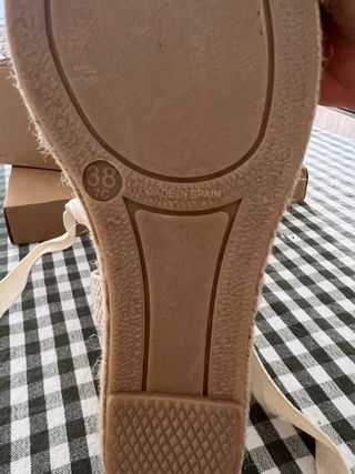 Alpargatas COOSY rojas y beige