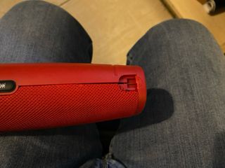 Cassa JBL Bluetooth Rossa