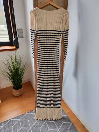 Vestido largo Zara rayas beige y azul marino