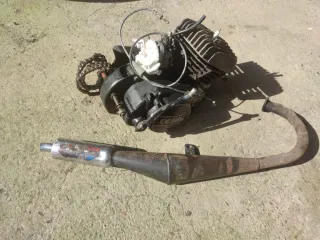 Motor Derbi FDS 50 con 12.552 km de origen