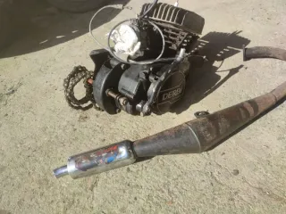 Motor Derbi FDS 50 con 12.552 km de origen
