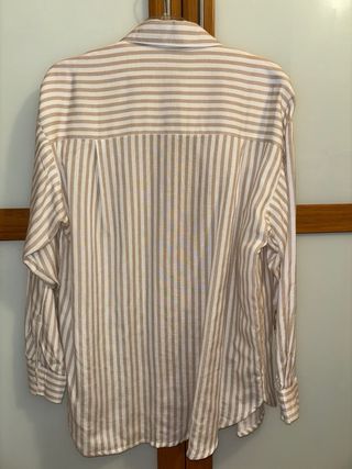 Camisa Rayas Beige y Blanca Stradivarius