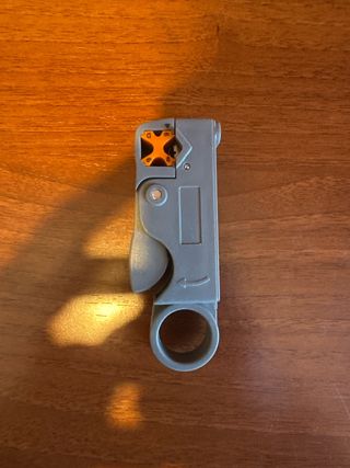 Herramienta crimpadora de cables