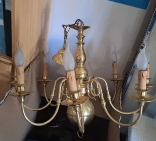 Lámpara de techo dorada