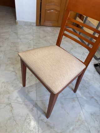 Juego 4 Sillas Madera Tapizadas Beige