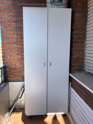 Armario alto exterior