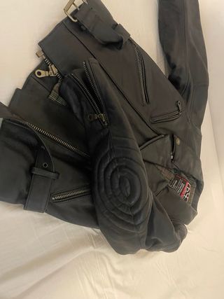 Chaqueta de cuero para moto