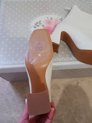 Botines Mango Blancos Tacón Cuadrado