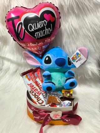 Cesta Corazón Peluche Stitch y Chocolates