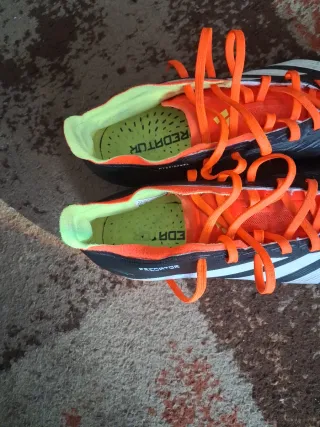 Botas de fútbol Adidas Predator Negras Naranja