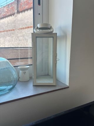 Farola decorativa de cristal y metal