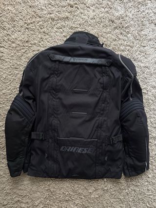 Dainese D-Explorer – Chaqueta 4 estaciones