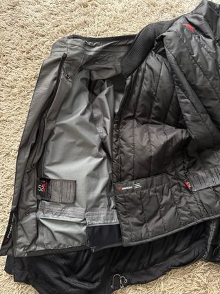 Dainese D-Explorer – Chaqueta 4 estaciones