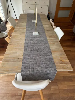 Mesa de comedor extensible de madera