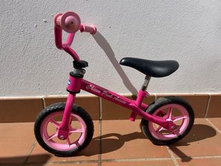 Bicicleta rosa Chicco para niña/o