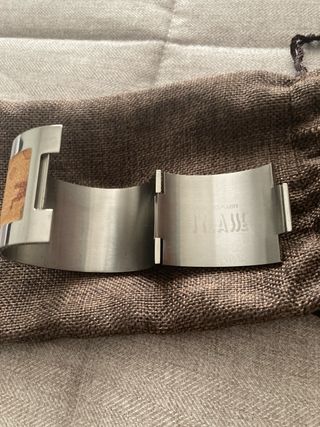 Bracciale rigido Alviero Martini oro nuovo