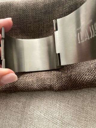 Bracciale rigido Alviero Martini oro nuovo