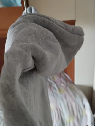 Felpa grigia con Snoopy