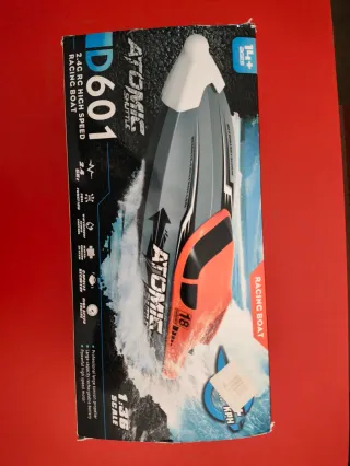 Barco teledirigido ATOMIC SHUTTLE