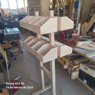 Expositor Estantería Madera y Plástico