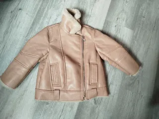 Chaqueta Zara Kids piel forro polar niña