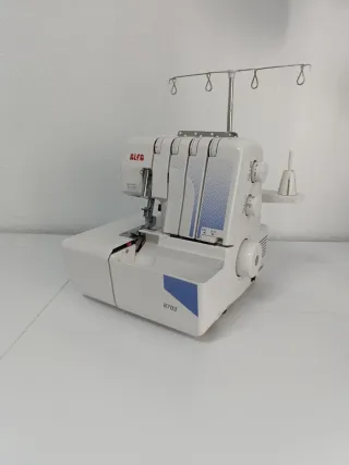 Remalladora Alfa 8703 con  Bolsa para transportar