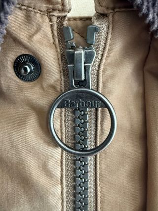 Chaqueta Barbour Talla M Beige Camel