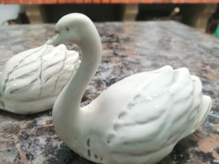 Conjunto 2 Cisnes Decorativos Antigos